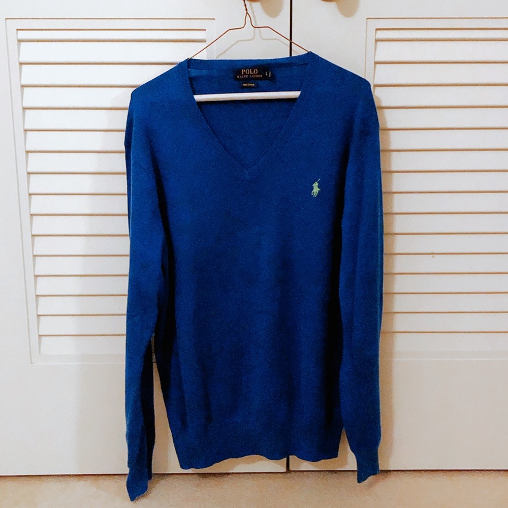 Ralph Lauren | blue v-neck sweater